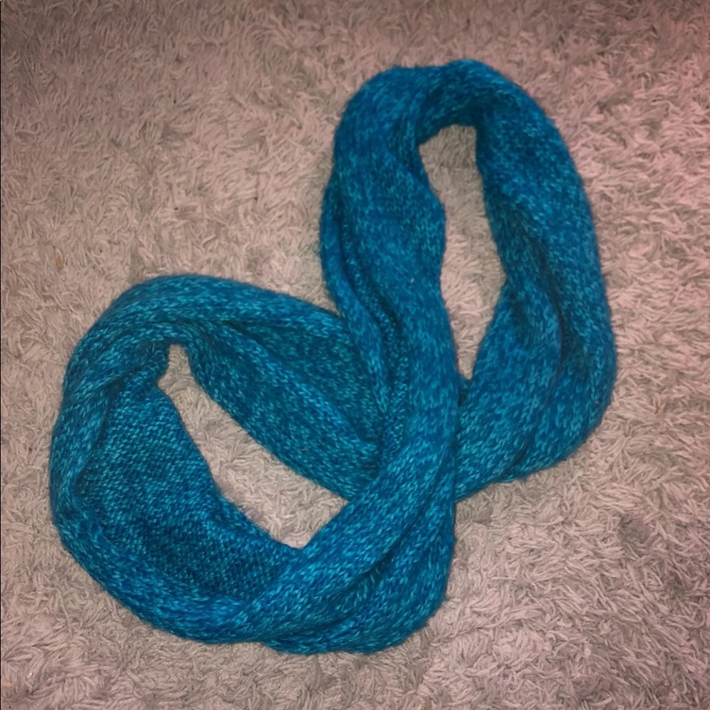 Knit blue scarf